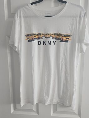 DKNY White Short-Sleeve Tee with Yellow Taxi Graphic